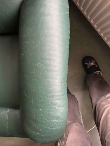Photo of free Green leather recliner (Hockley Heath B94) #2