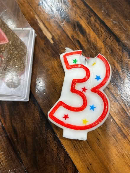Photo of free Little birthday clip and #3 candle (Downtown Sunnyvale) #2
