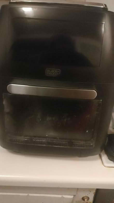 Photo of free Not working Black and Decker Airfryer (Cutteslowe OX2) #1
