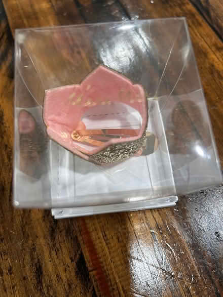 Photo of free Little birthday clip and #3 candle (Downtown Sunnyvale) #3