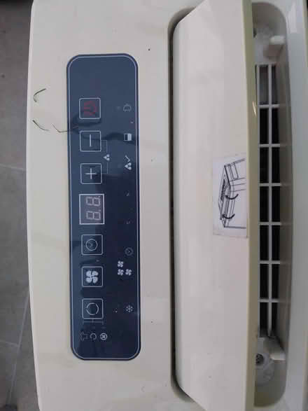 Photo of free dehumidifier (Brizlincote valley DE15) #2