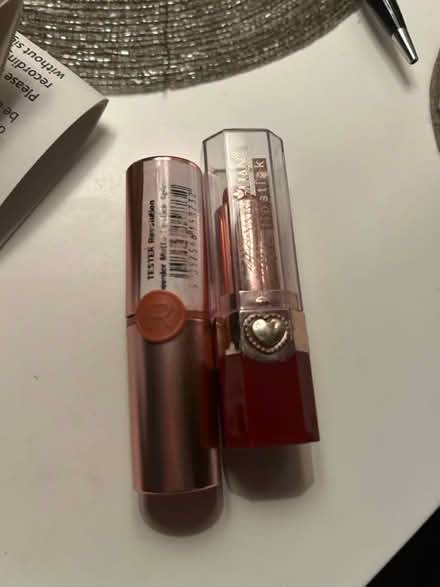 Photo of free Lipsticks (E3) #2