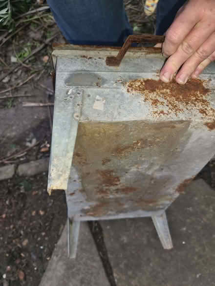 Photo of free Tabletop Charcoal Grill (Dalston E8) #4