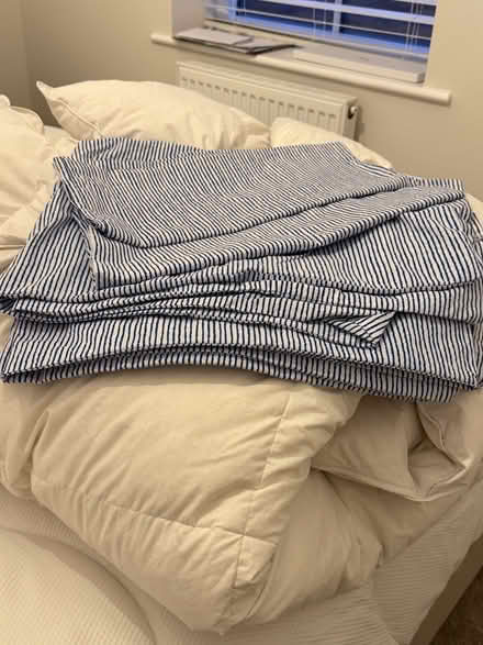 Photo of free Double duvet, cover and pillowcases (Chester CH1) #1