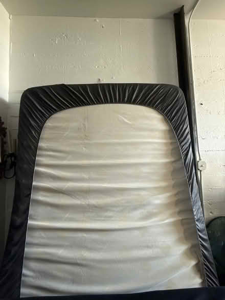 Photo of free Queen size temper pedic (Arts district) #1