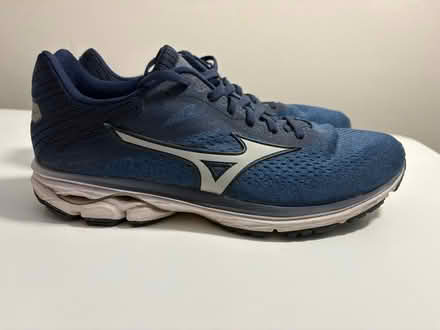 Photo of free Mizuno Men’s Running Shoes (Dimond/Fruitvale) #2