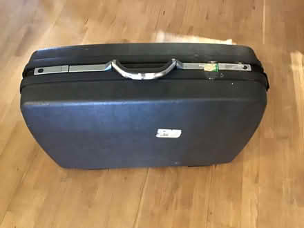 Photo of free Large lockable Samsonite suitcase (Marlow SL7) #2