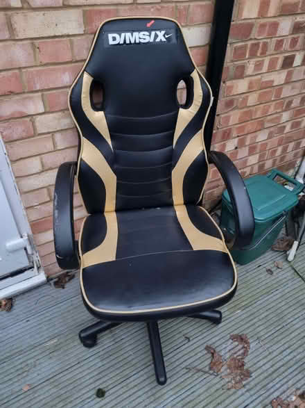 Photo of free Gaming/Computer Chair (Woburn Sands MK17) #1