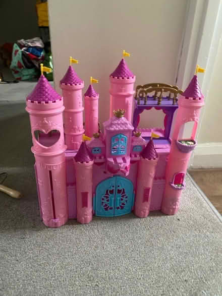 Photo of free Castle (Hendon. NW4) #2