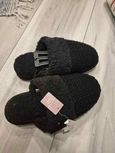Photo of free Black Slippers (size 6) (Abington) #2