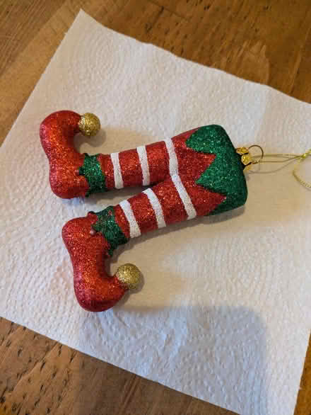 Photo of free Glittery Xmas tree decoration (North Tonbridge, TN10) #1