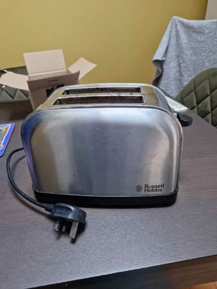 Photo of free Russell Hobbs toaster (bn3 1bb) #1