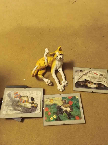 Photo of free Cat figurine and wall art pieces (TN39 4JT) #2
