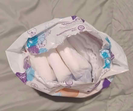 Photo of free Always discreet incontinence pants (Bentilee ST2) #2