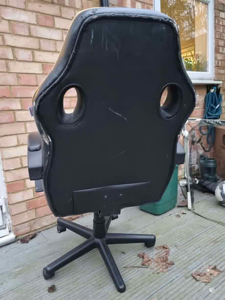 Photo of free Gaming/Computer Chair (Woburn Sands MK17) #3