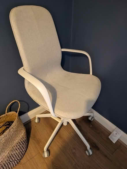 Photo of free Office chair, cream fabric (G73) #1