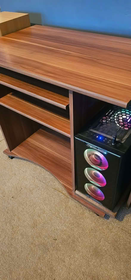 Photo of free Small desk (Blennerhasset CA7) #1