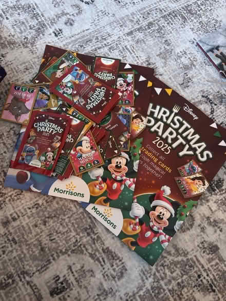 Photo of free Disney trading cards/magazines (Thornes WF2) #1