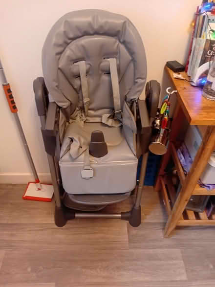 Photo of free Silver cross high chair (Hoxton N1) #1