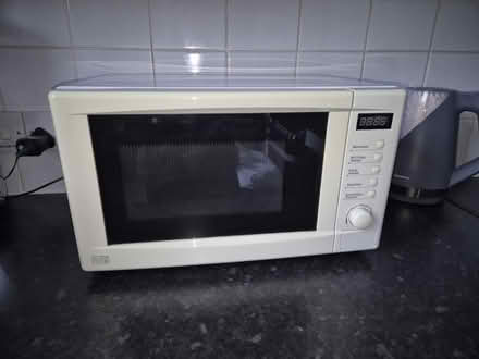 Photo of free Microwave (Blackheath, SE13) #1