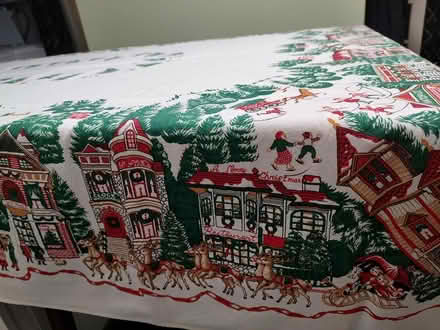 Photo of free Christmas tablecloth (Odenton) #1