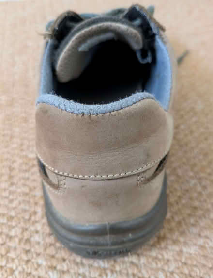 Photo of free Craghoppers men’s lightweight walking shoes UK size 9 (Woodbridge IP12) #2