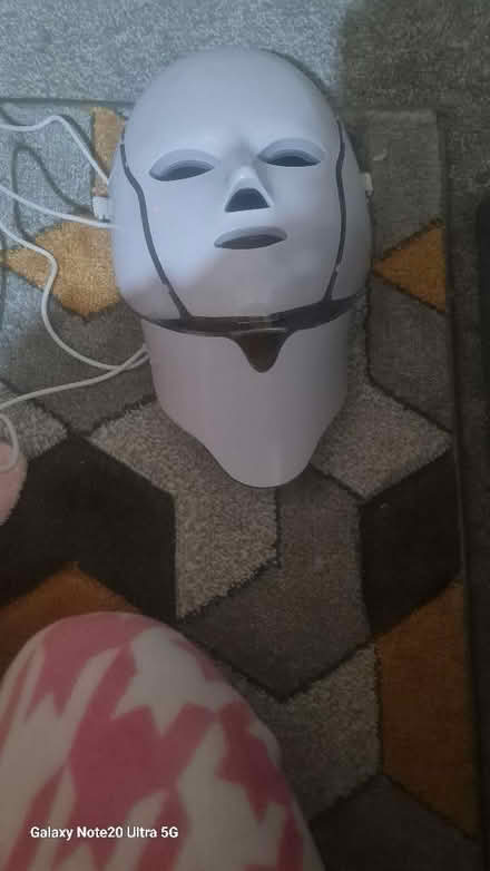 Photo of free LED Beauty Mask (Foxwood YO24) #1