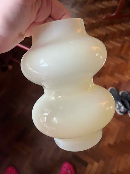 Photo of free Pastel yellow vase (Fulwood PR2) #1