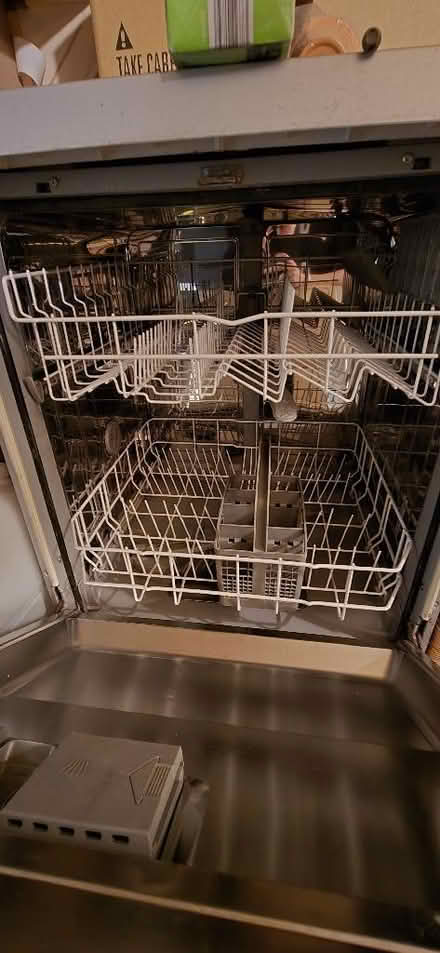 Photo of free Bosch dishwasher (Bearwood HR6) #2