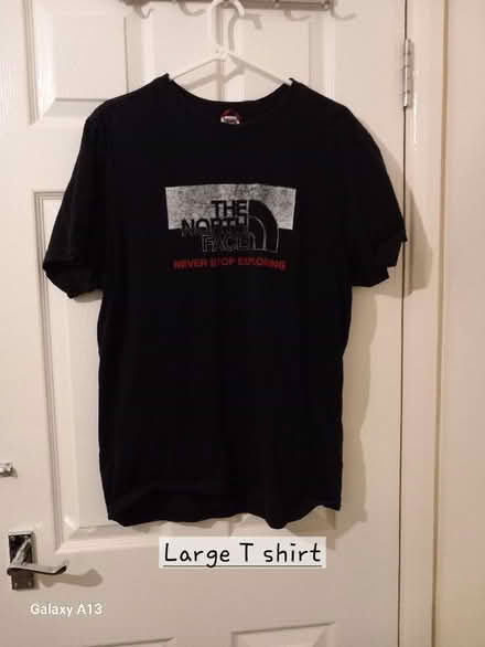 Photo of free North Face short sleeve t shirt (IP1) #1