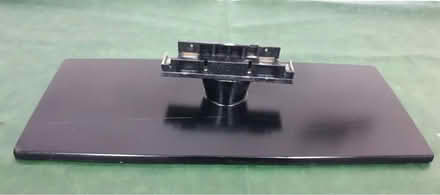 Photo of free tv stand bn61-03714x for samsung (SE1) #1