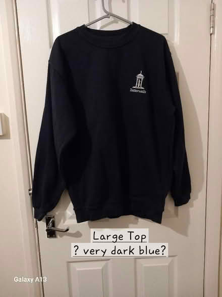 Photo of free Large Top ?very dark blue? (IP1) #1