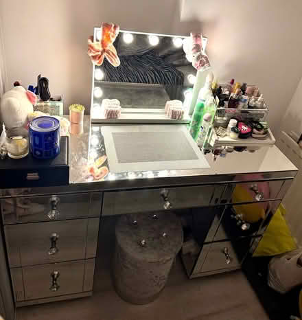 Photo of free Vanity Table (SE10 Greenwich) #1