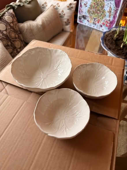 Photo of free Set of bowls (SW12) #1