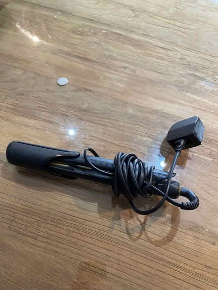 Photo of free GHD straighteners (Murton/Hilton CA16) #1