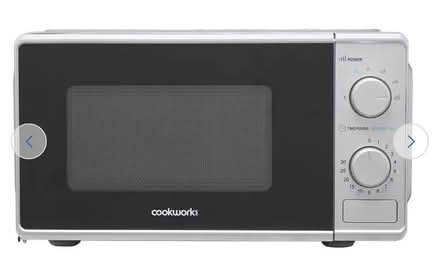 Photo of free White microwave (Doddinghurst CM15) #1