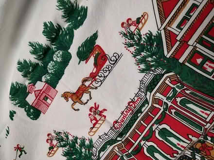 Photo of free Christmas tablecloth (Odenton) #2