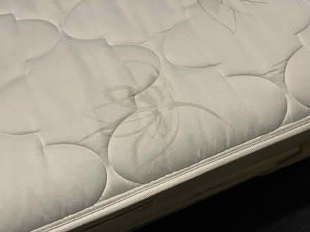 Photo of free 4 ft DIVAN SET WITH DRAWERS (Straiton EH20) #2