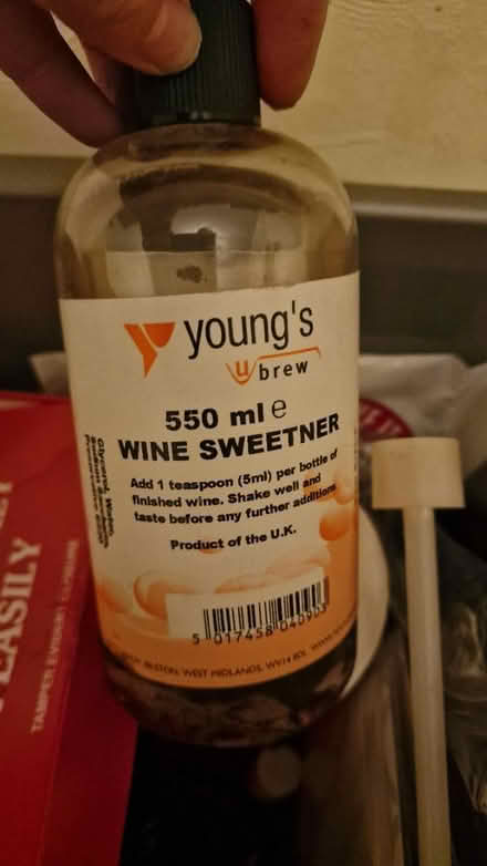 Photo of free Wine making kit (Kirk Hallam DE7) #4