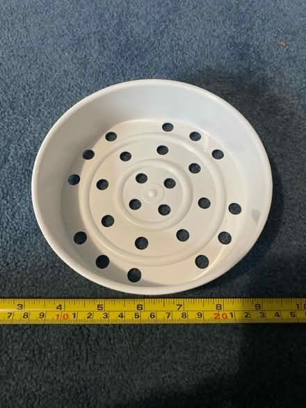 Photo of free plastic drainer (Winson Green B18) #1