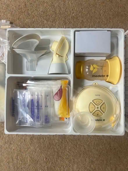 Photo of free Medela breast pump (Purley CR8) #3