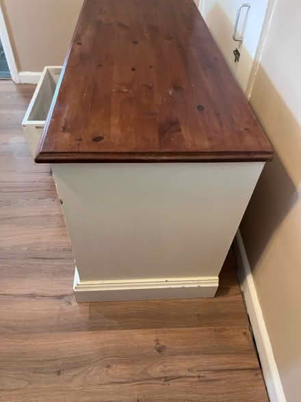 Photo of free TV stand storage (Gu240PD) #2