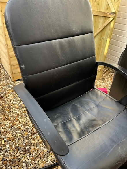 Photo of free Office chair (Reading) #1