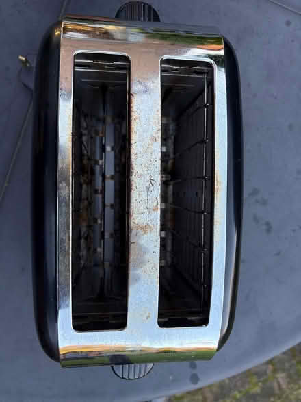 Photo of free Toaster (Bryant’s bottom HP16) #2