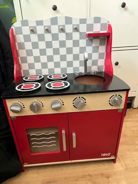 Photo of free Kitchen - Toddler’s (Tooting Broadway) #2