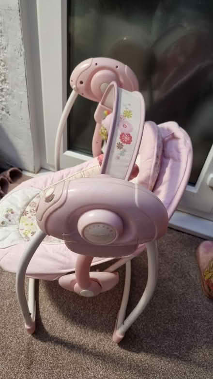 Photo of free Baby rocking swing (Croydon, CR0) #2