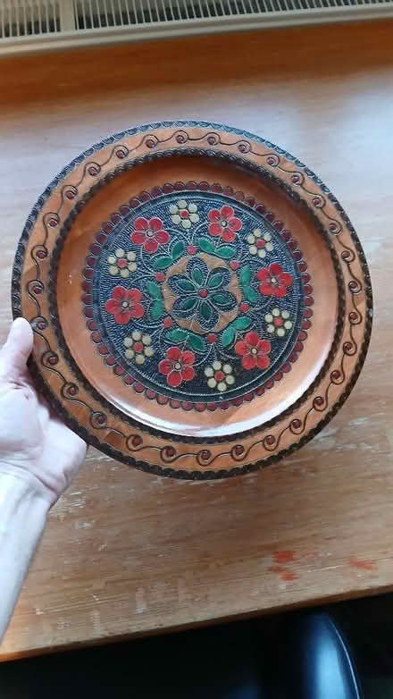 Photo of free Wooden plate (Newburgh KY14) #1