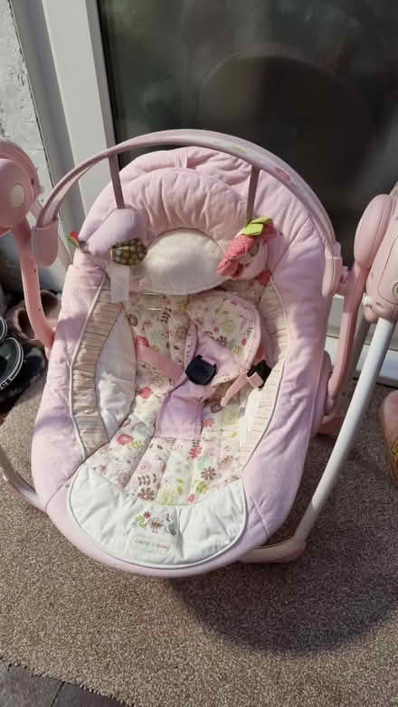 Photo of free Baby rocking swing (Croydon, CR0) #1