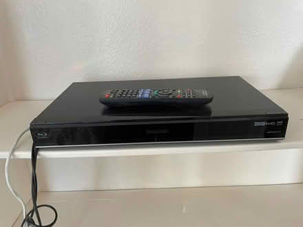 Photo of free DVD player/recorder (Datchet SL3) #1