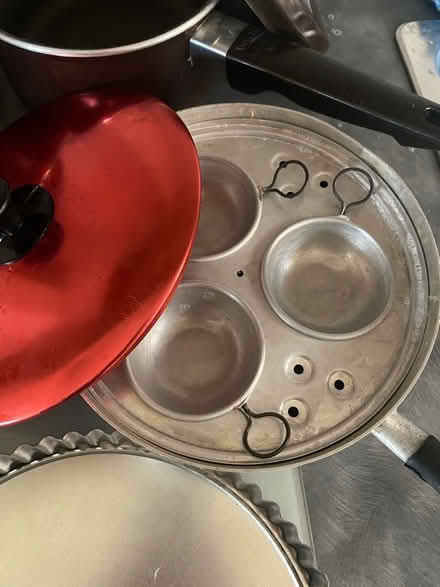 Photo of free Various pans (Cranham Gate GL3) #3